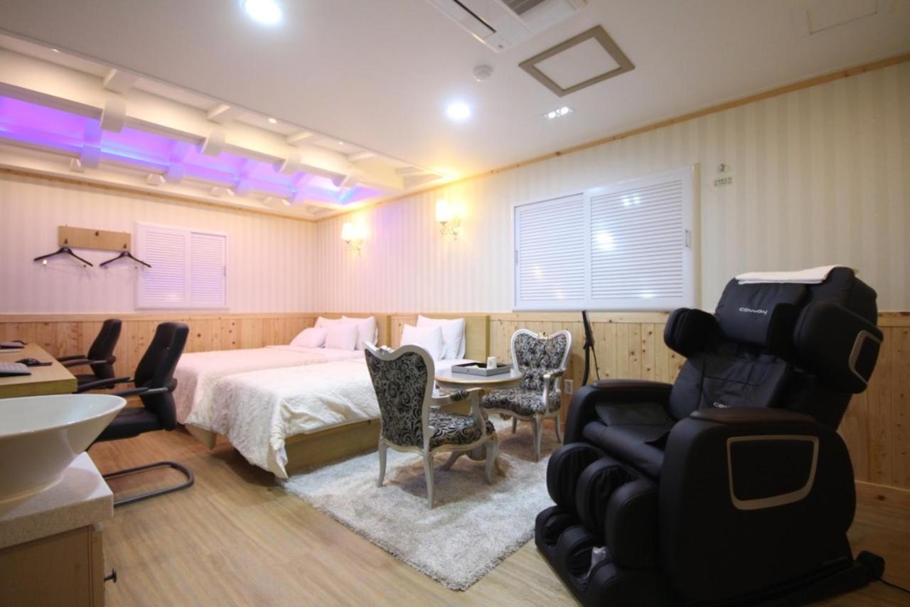 Yeosu Mj Motel Kültér fotó