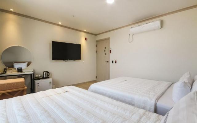 Yeosu Mj Motel Kültér fotó