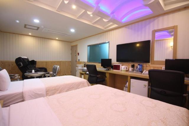 Yeosu Mj Motel Kültér fotó